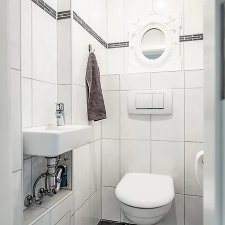 Meerdesign - 8 Personen - Zwischen Mannheim Und Heidelberg *